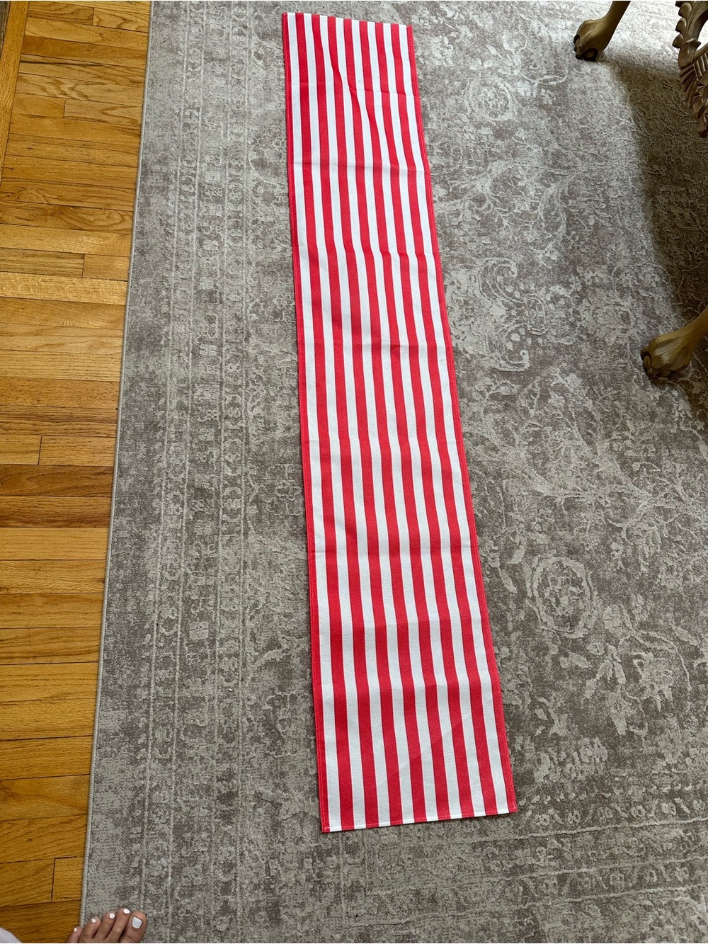 Party Creations Red Stripe Table Runner and Red Tablecloth Set of 4 each
